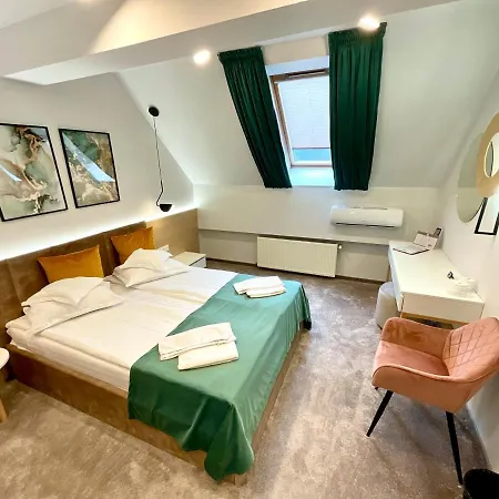 Hotel Szeifert 3*
